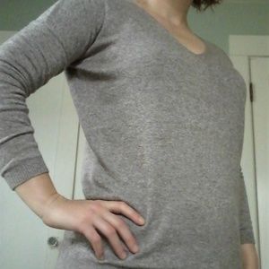 Express gray v-neck sweater S